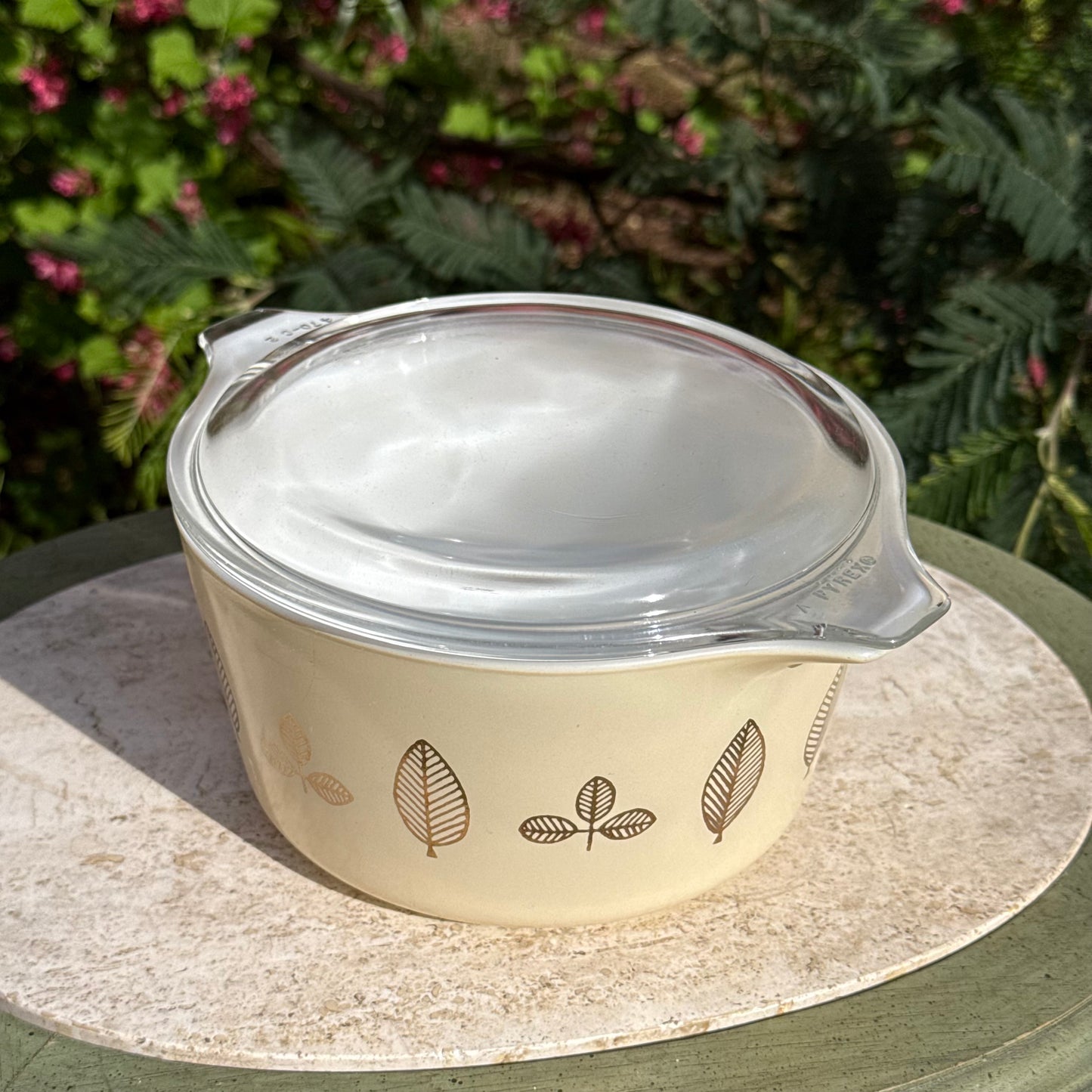 Vintage PYREX “Gold Leaf” Casserole Dish