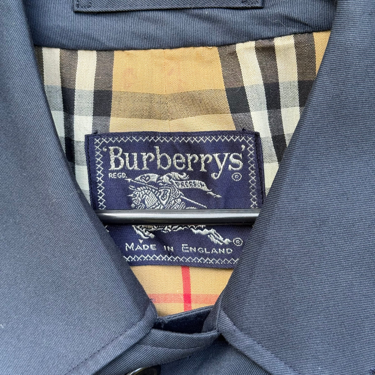 Vintage 90s Burberry’s Trenchcoat