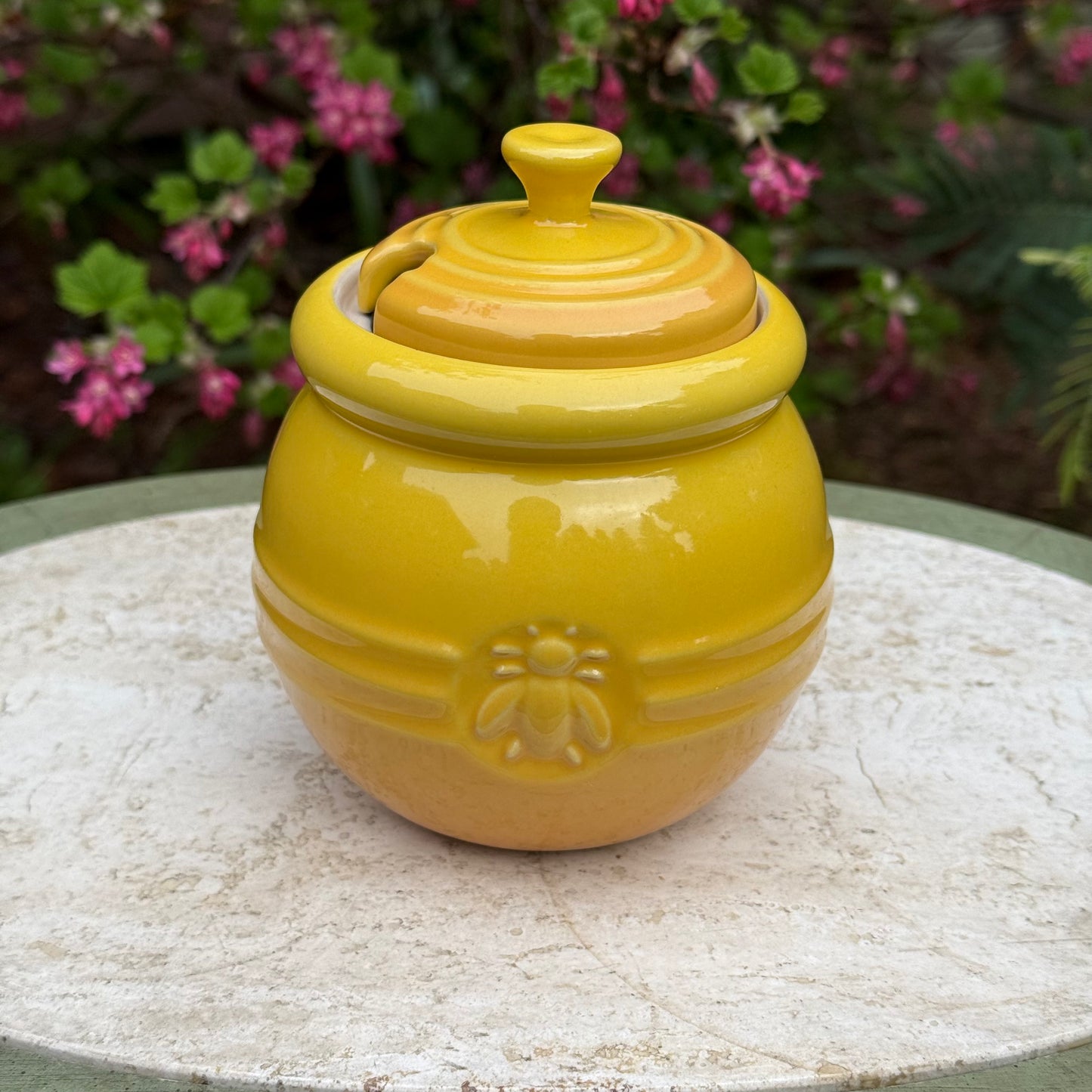 Retired Le Creuset Honey Pot W/O Dipper